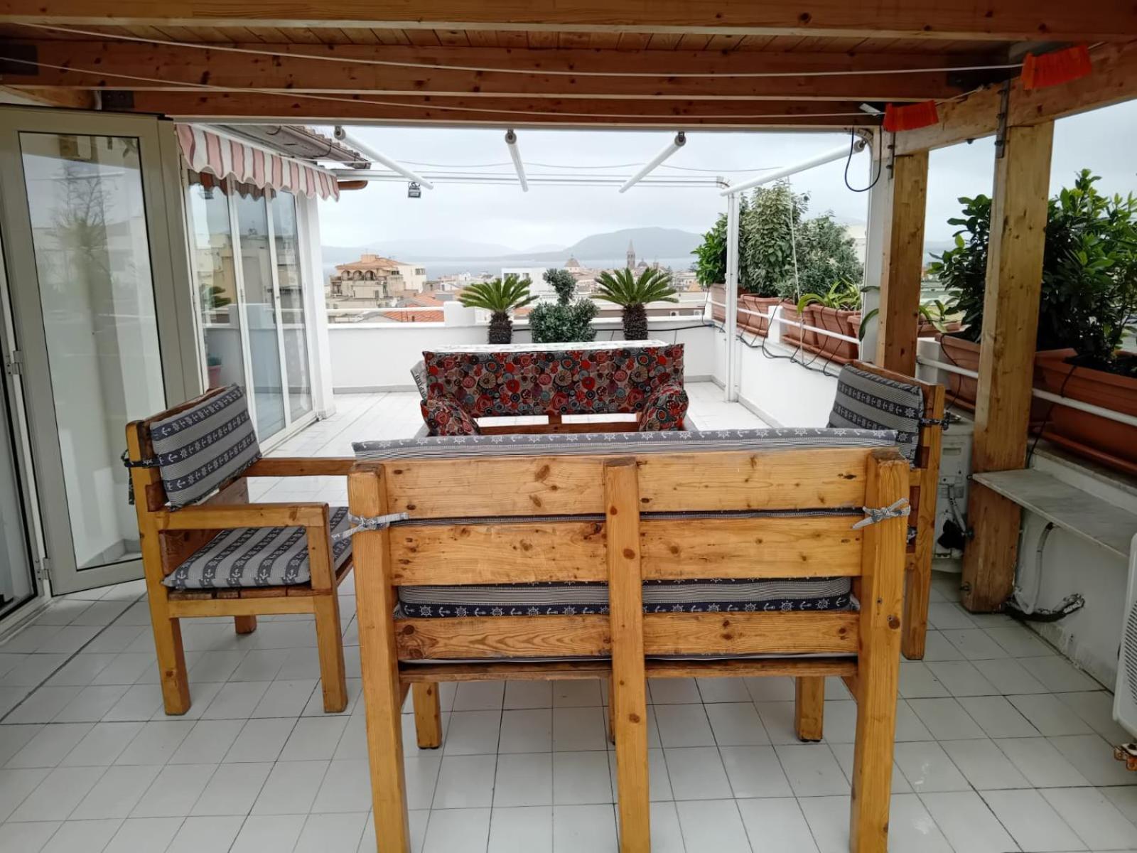 אלגהרו Appartamento Con Terrazza מראה חיצוני תמונה